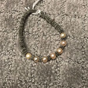 Silver and pearl bracelet
